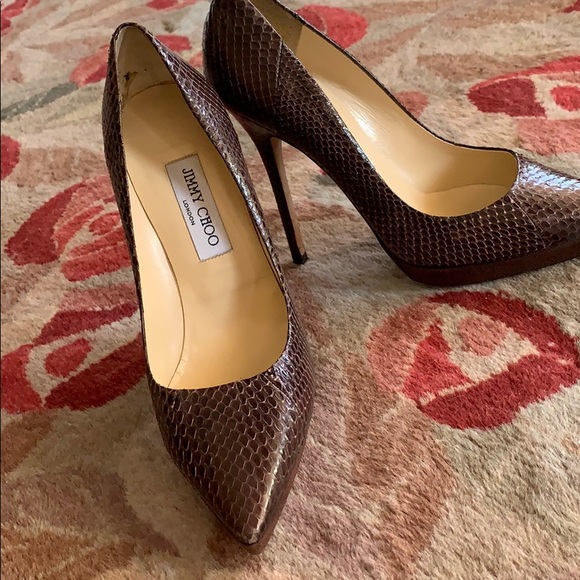 Jimmy Choo Shoes - Jimmy Choo pumps.